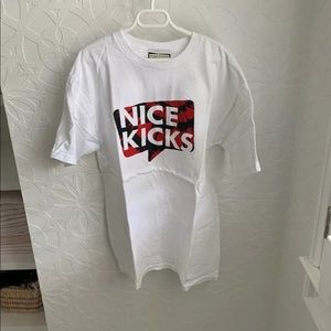 Men’s Nice Kicks T-Shirt